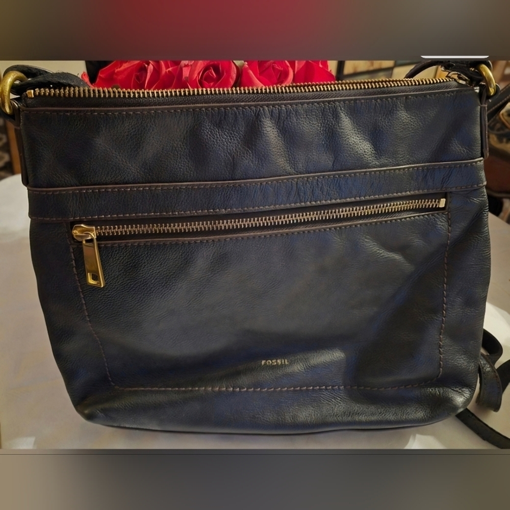 Lot Of 2 FOSSIL Leather Shoulder Bags 10"x8.5, Great Shape, Brown & Black - Picture 7 of 11